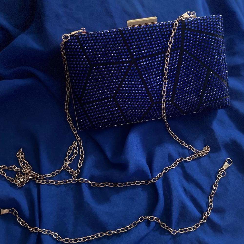 Stunning Blue Rhinestone Clutch – New with Defects💎 - Picture 4 of 8